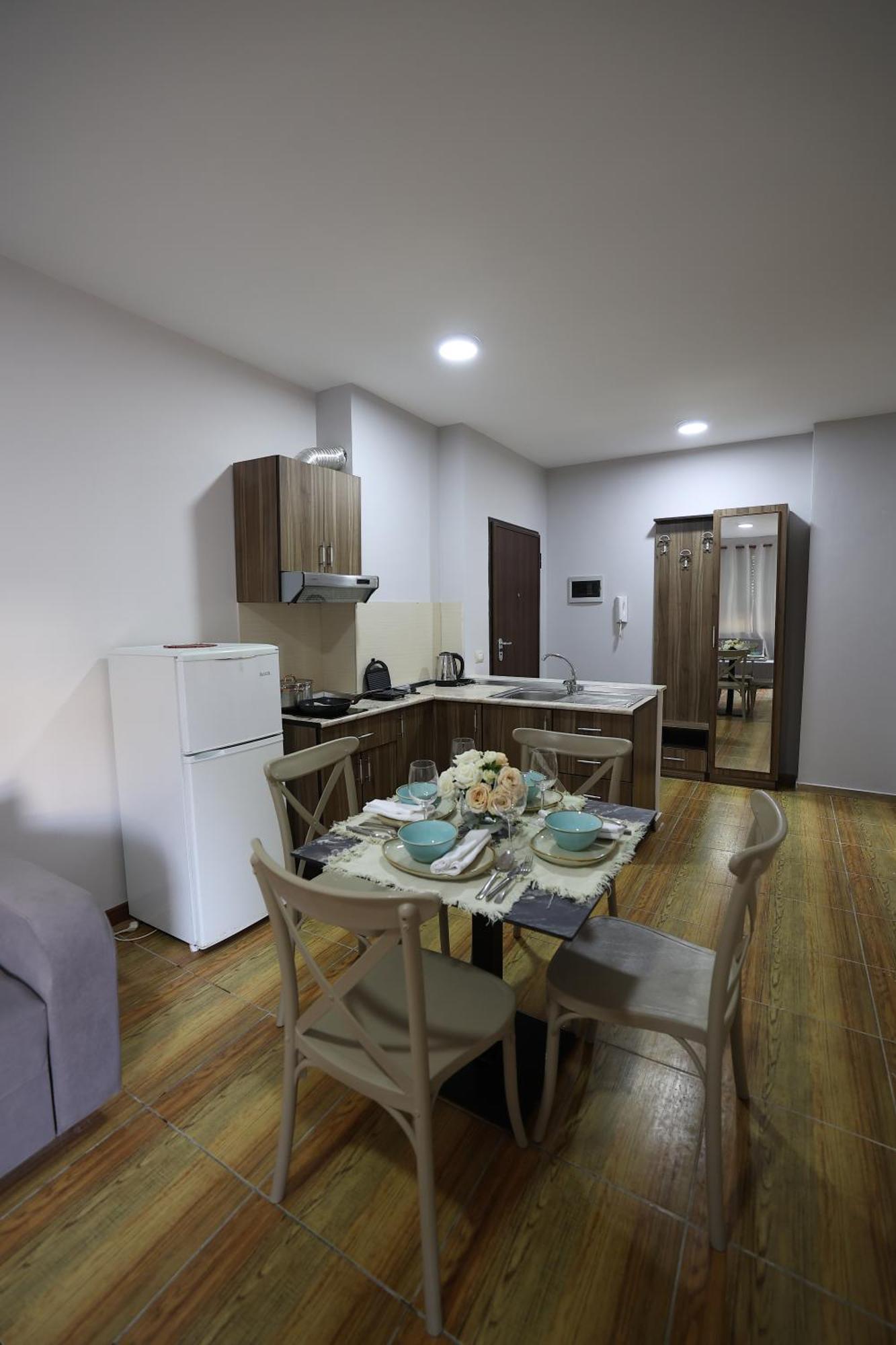 Dyrrah Seaside Apartments Durres Bagian luar foto