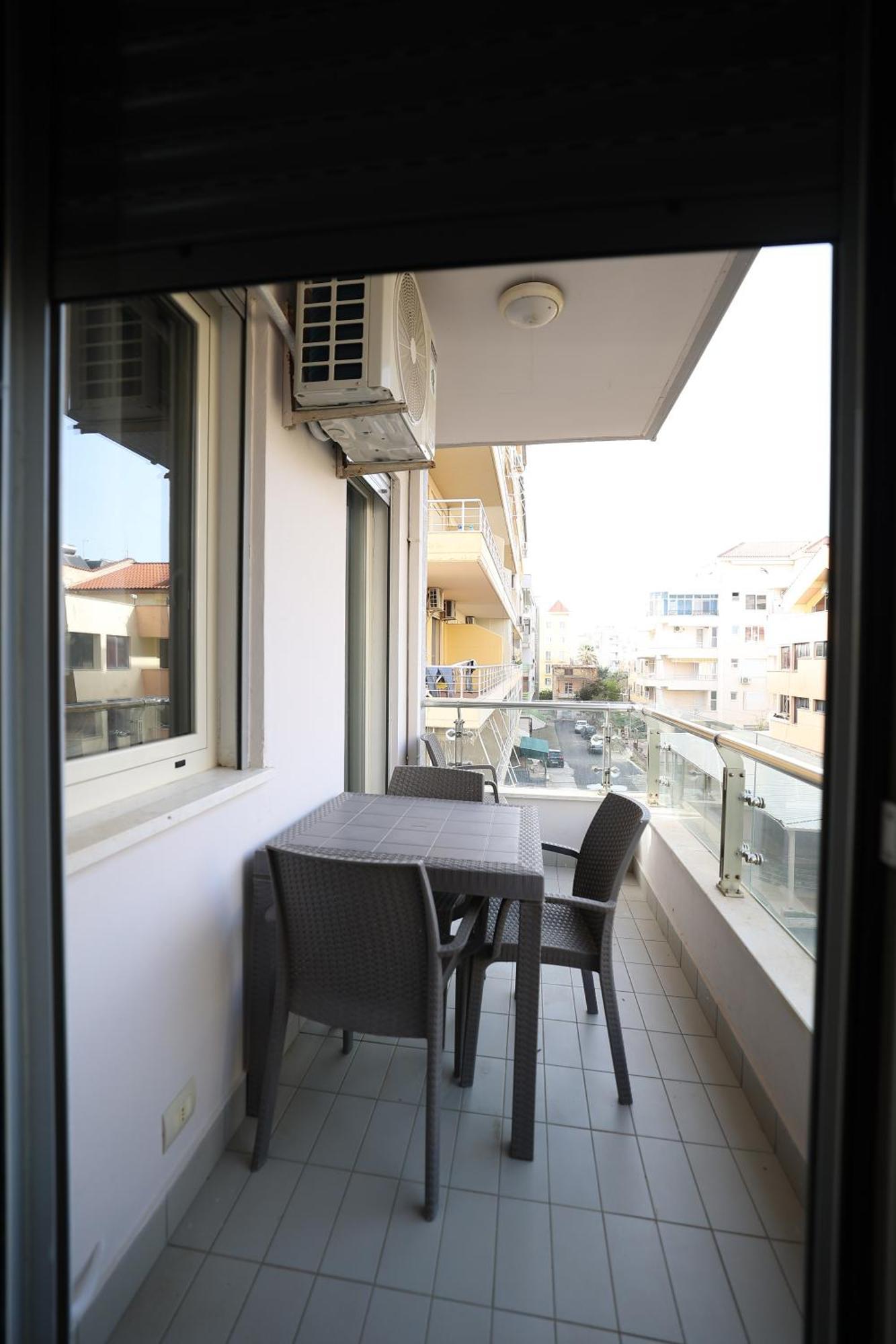 Dyrrah Seaside Apartments Durres Bagian luar foto
