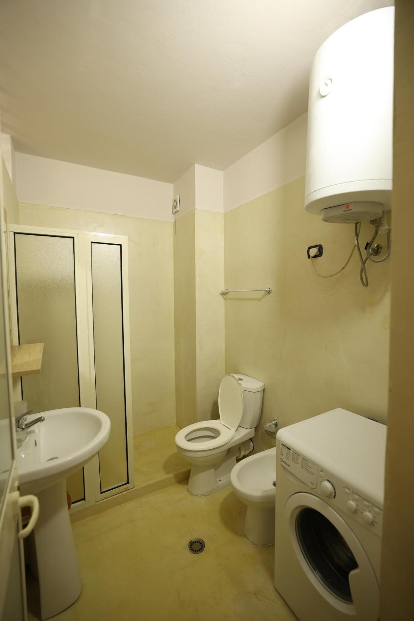 Dyrrah Seaside Apartments Durres Bagian luar foto